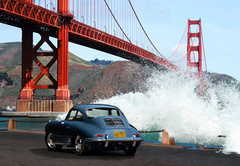 Porsche bajo el Golden Gate Bridge, San Francisco - 3AP3755