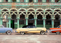 Cars parked in Havana, Cuba - 3AP5081