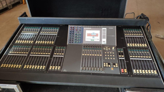 CONSOLE DIGITAL YAMAHA M7CL