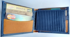 Billetera en Cuero Color Azul/Miel - comprar online