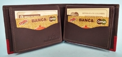 Billetera en Cuero Color Café/Franja Roja - comprar online