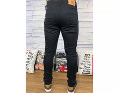 Calça Diesel Preta - Rasgada - EDS85 - loja online