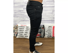 Calça Jeans Gucci - R6TY087 na internet