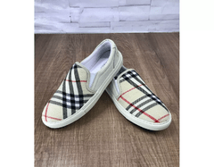 Sapatênis Burberry - Slip-On - FYGVB25