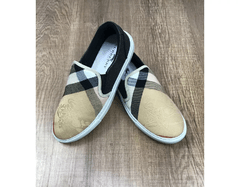 Sapatênis Burberry - Slip-On - RFYG721