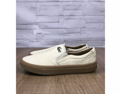 Sapatênis Lacoste - Slip-On - DRFGV74 na internet