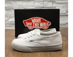 Sapatênis Vans Authentic - TRFYG71 na internet