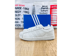 Tênis Adidas Superstar - TASN1 na internet