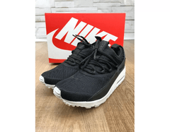 Tênis Nike Air Max 90 - Preto e Branco - GDJH4 - comprar online