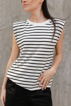 REMERA REGINA (MER6057) - comprar online