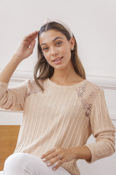Sweater POGNY - fabricantes y mayoristas de indumentaria femenina en Flores CABA | MODA EMMAO 