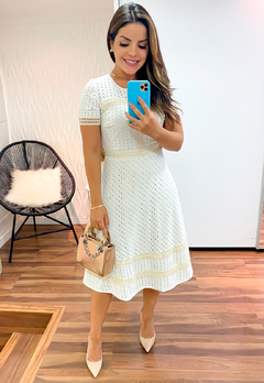 Vestido Midi em Laise Off White Moda Evangélica