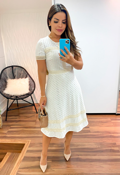 Vestido Midi em Laise Off White Moda Evangélica na internet