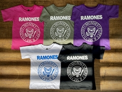 Remera Manga Corta Ramones en internet