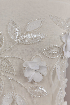 S0613 - TUL BORDADO CON FLORES 3D - Sole Silva Telas de Novias ~ Bridal Fabrics