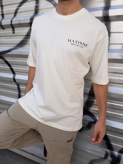 REMERA OVER MATISSE (OFF WHITE) en internet