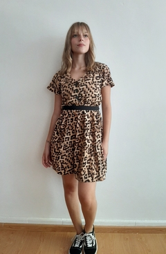 vestido camisero animal print