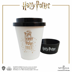 Vaso de café con banda Dobby is free - HARRY POTTER™ OFICIAL