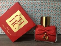 CH Privée Carolina Herrera Eau de Parfum - Perfume Feminino - Perfumes sofisticados importados é na LojaWM, onde vai encontrar variedades de produtos de qualidade.