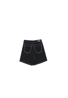 Short mom fit negro con costura - tienda online