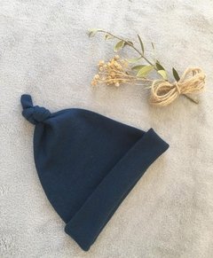 GORRO CON NUDITO Azul - comprar online