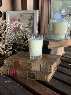 Vala de soja en vaso de cristal tallado antiguo - comprar online