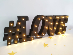 LOVE EN NEGRO en polifan con led