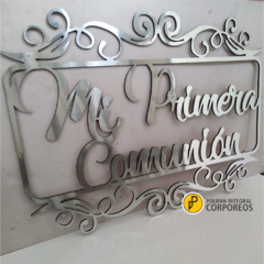 MI COMUNION CARTEL EN MADERA 56cm ancho 5mm espesor con vinilo color a elección