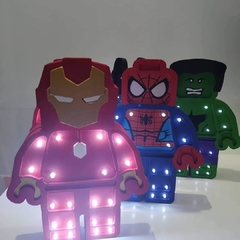 IRON MAN Lego 28cm alto con led en internet