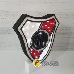 ESCUDO RIVER CON Led - comprar online