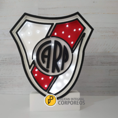 ESCUDO RIVER CON Led en internet