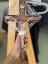 Crucifixo de parede 27,8 cm