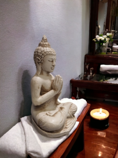 Buda Rezando 35cm. en internet