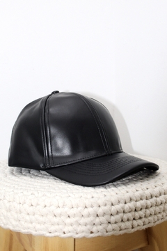 Imagen de GORRA ECOCUERO