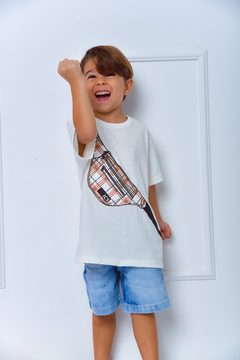 T-shirt Pochete 1263553 Marfim. - Jacris Kids | Transformando Sonhos em Moda
