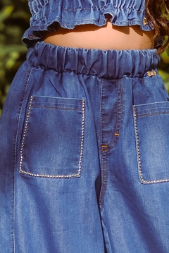 Calça Jeans com Strass 2231198 na internet