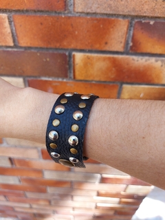 Brazalete negro (varios modelos) - tienda online