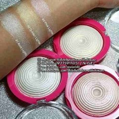 Highlight/ Rubor Cathy Doll Flash Me Baked Lighting Powder! en internet