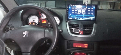 Stereo Multimedia 9" Peugeot 207 con GPS - WiFi - Mirror Link para Android/Iphone