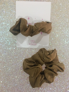 SCRUNCHIE CAMEL