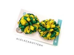 Parzinho pompom Brasil verde e amarelo