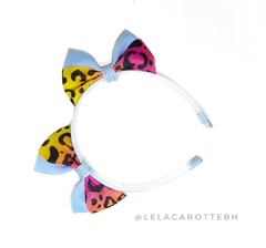 Tiara Nina oncinha neon + jeans - comprar online