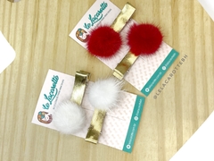 Parzinho hair clips pompons