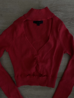 Sweater rojo importado