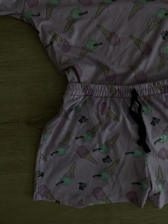 Pijama corto Not Alone en internet