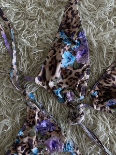 Bikini print floreada en internet