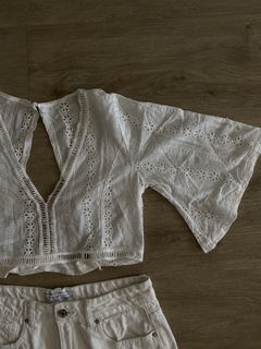 Blusa con puntillas - comprar online