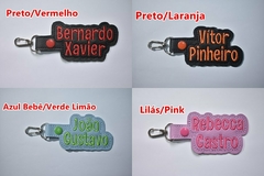 Chaveiro Personalizado Até 20 caracteres (2 linhas) para Mochilas e Malas