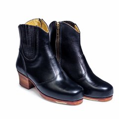 Bota corta malambo negra - comprar online