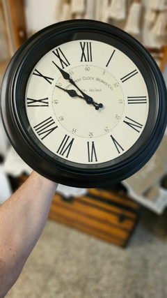 Reloj de pared Romano